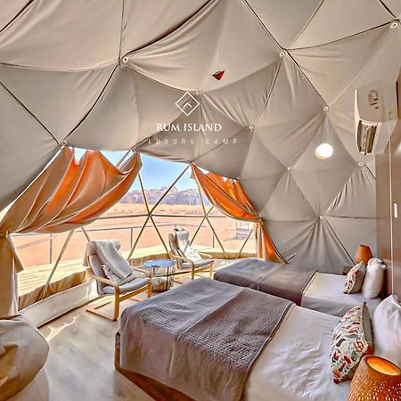 Rum Island Luxury Camp & Bubbles Hotel Вади-Рам Экстерьер фото