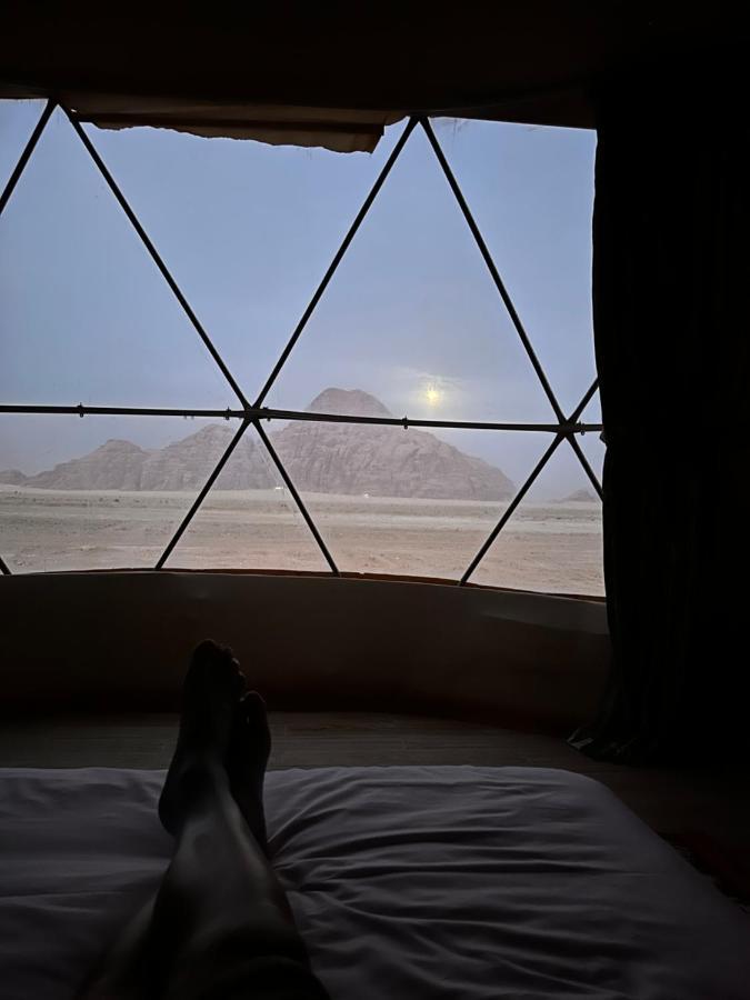 Rum Island Luxury Camp & Bubbles Hotel Вади-Рам Экстерьер фото
