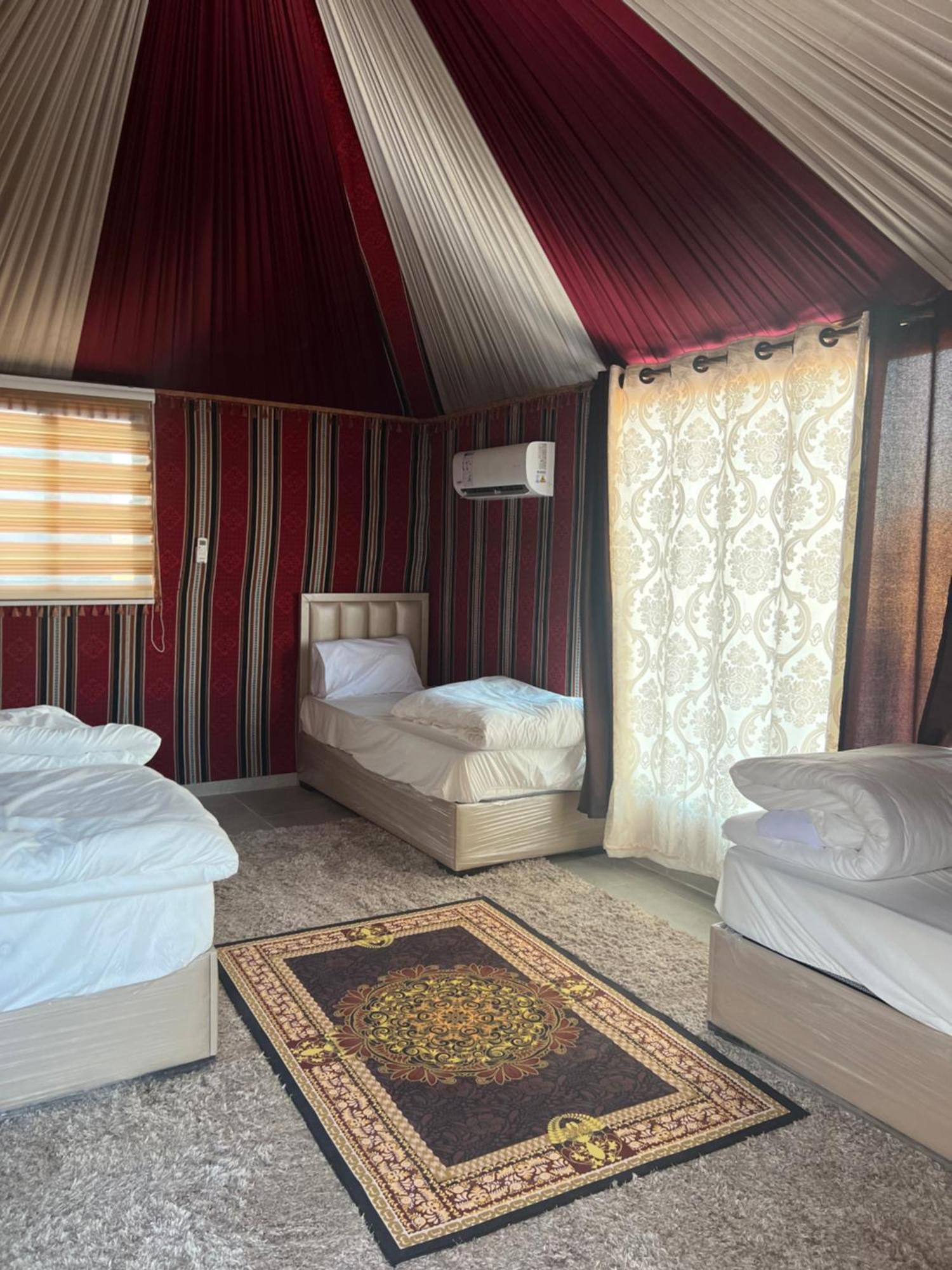 Rum Island Luxury Camp & Bubbles Hotel Вади-Рам Экстерьер фото