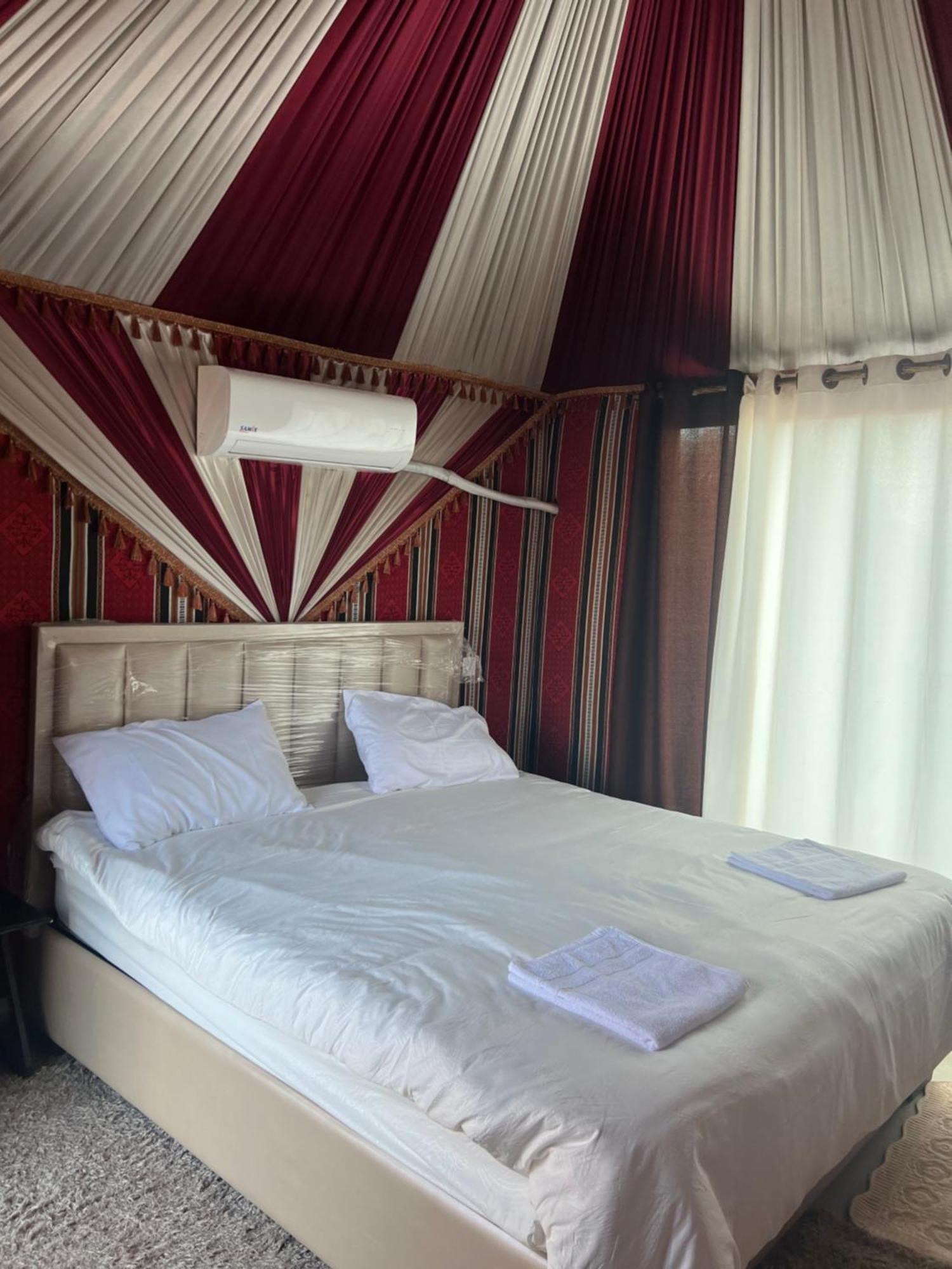 Rum Island Luxury Camp & Bubbles Hotel Вади-Рам Экстерьер фото
