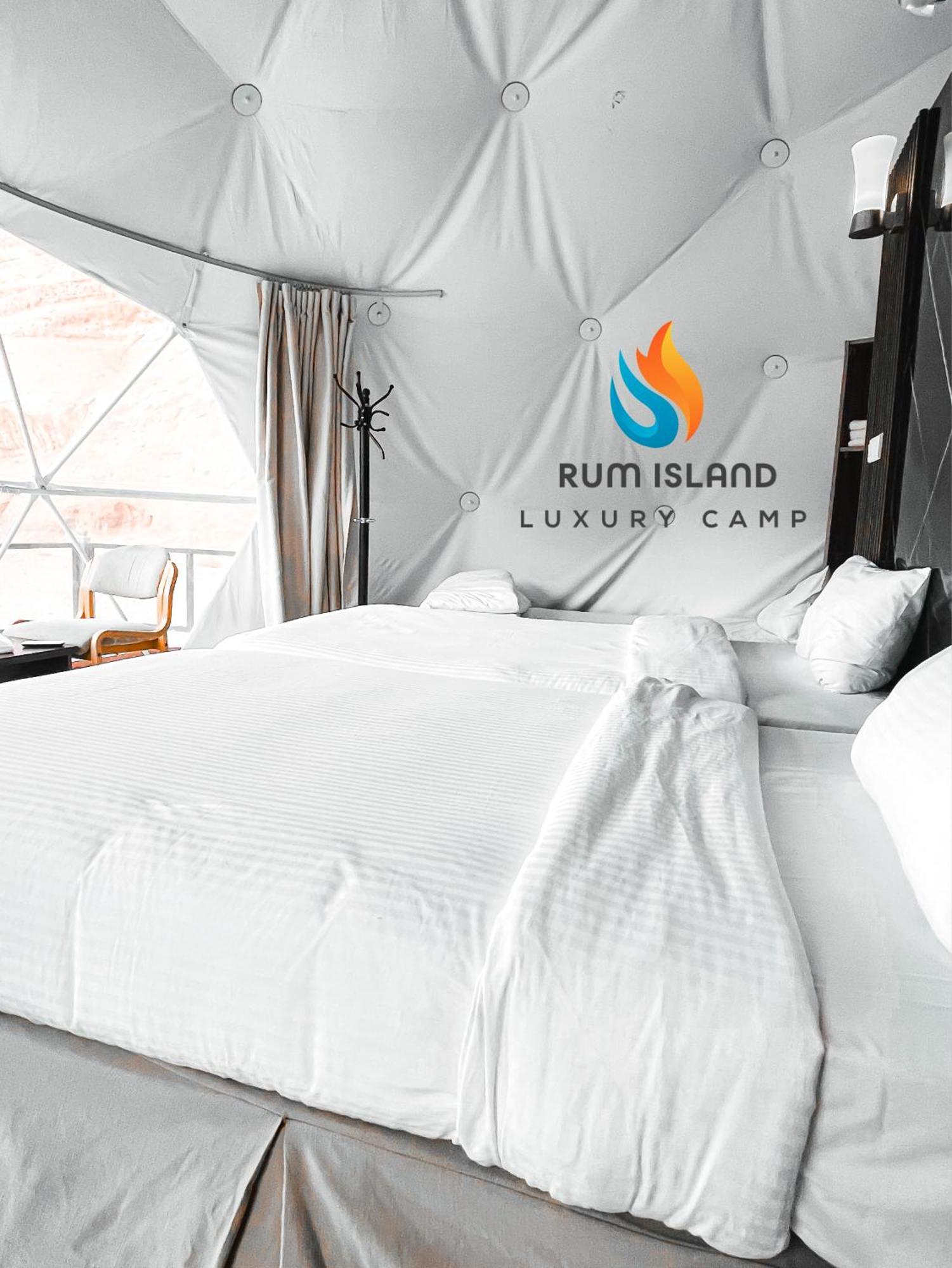 Rum Island Luxury Camp & Bubbles Hotel Вади-Рам Экстерьер фото