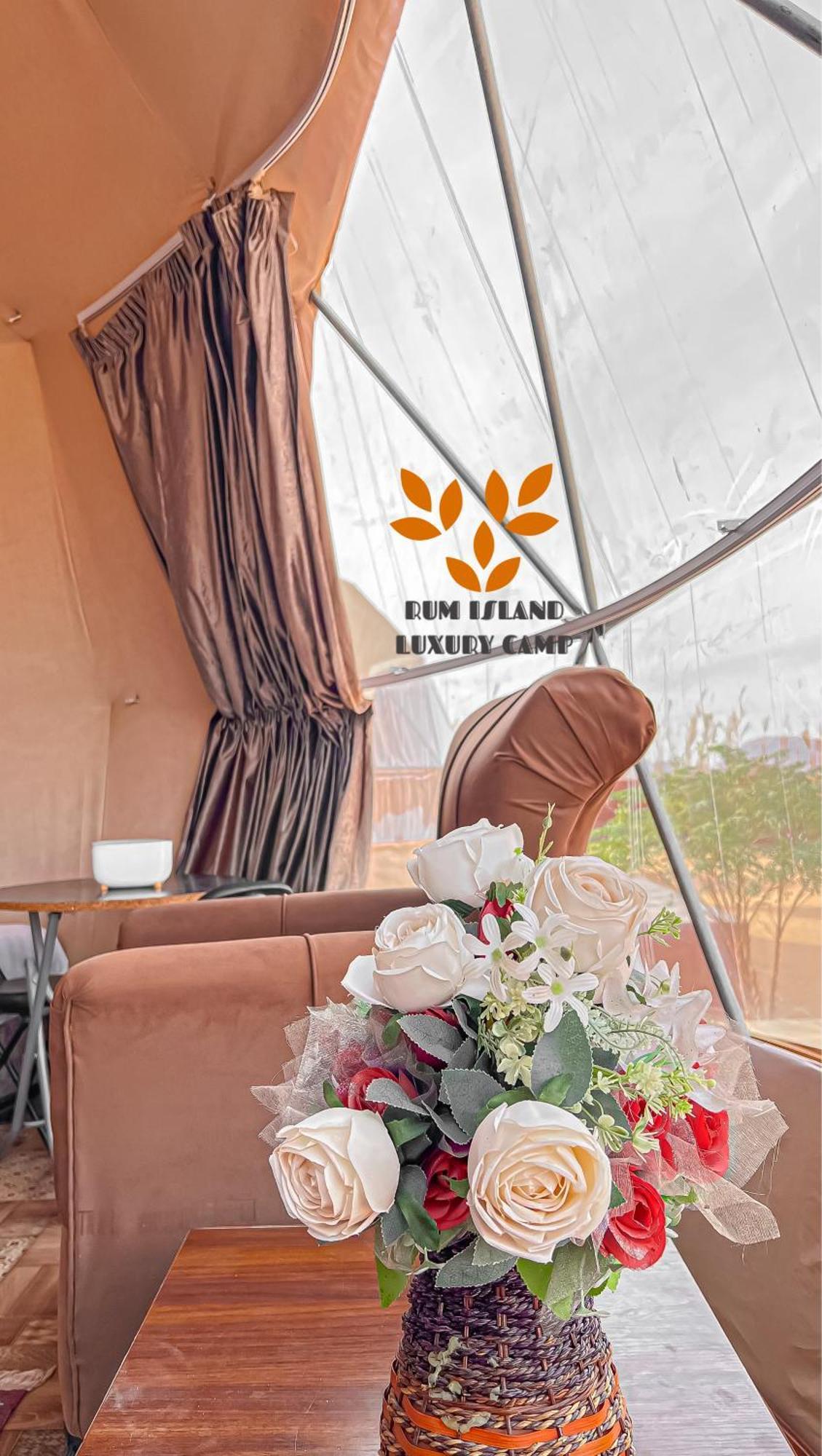 Rum Island Luxury Camp & Bubbles Hotel Вади-Рам Экстерьер фото