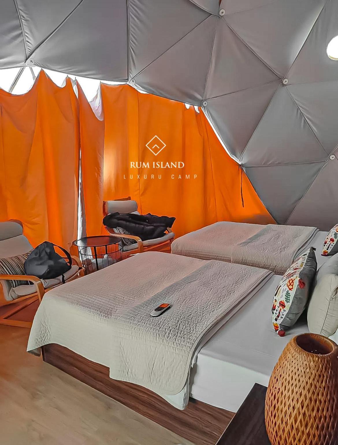 Rum Island Luxury Camp & Bubbles Hotel Вади-Рам Экстерьер фото